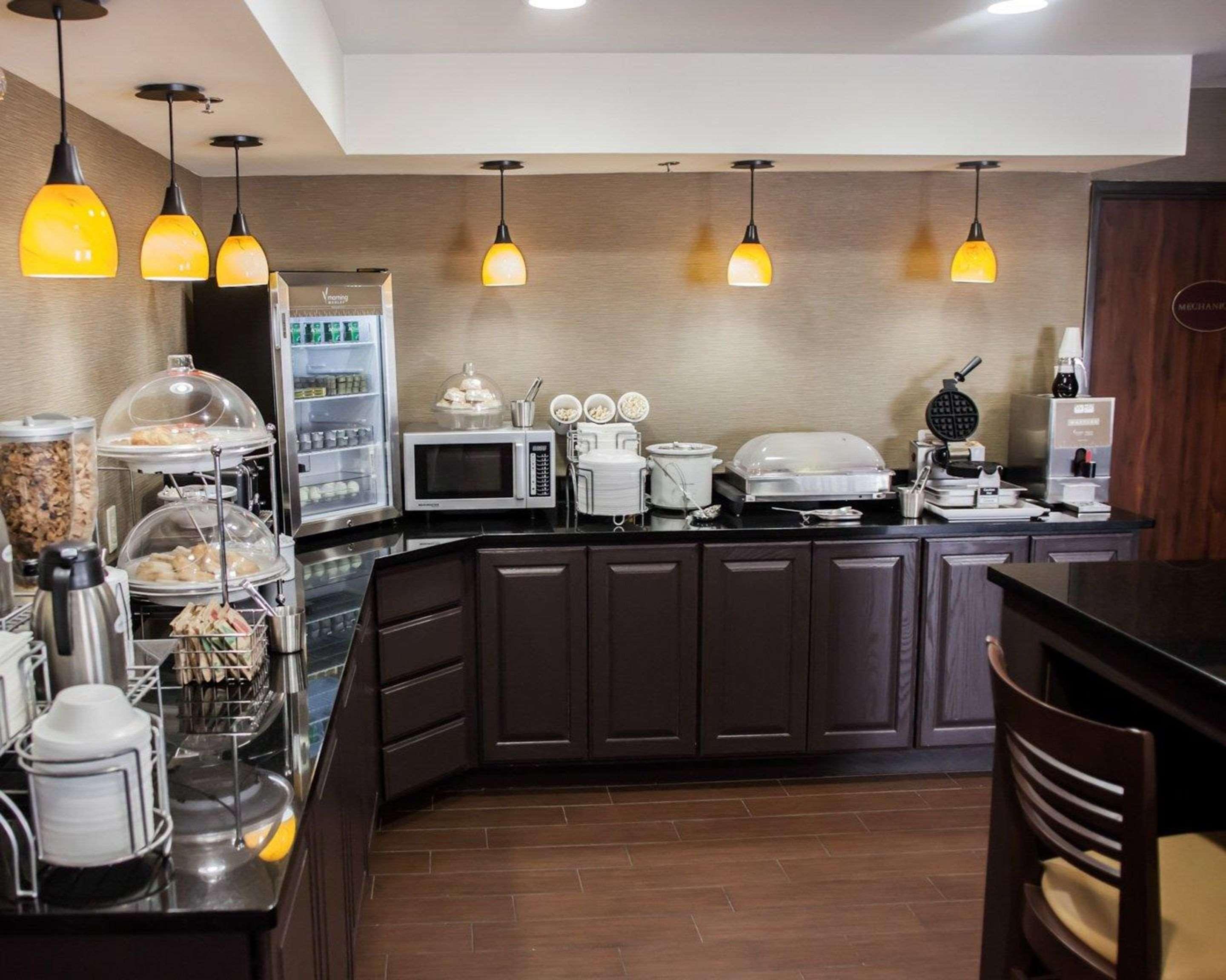 Garner Hotel Topeka West By Ihg Luaran gambar