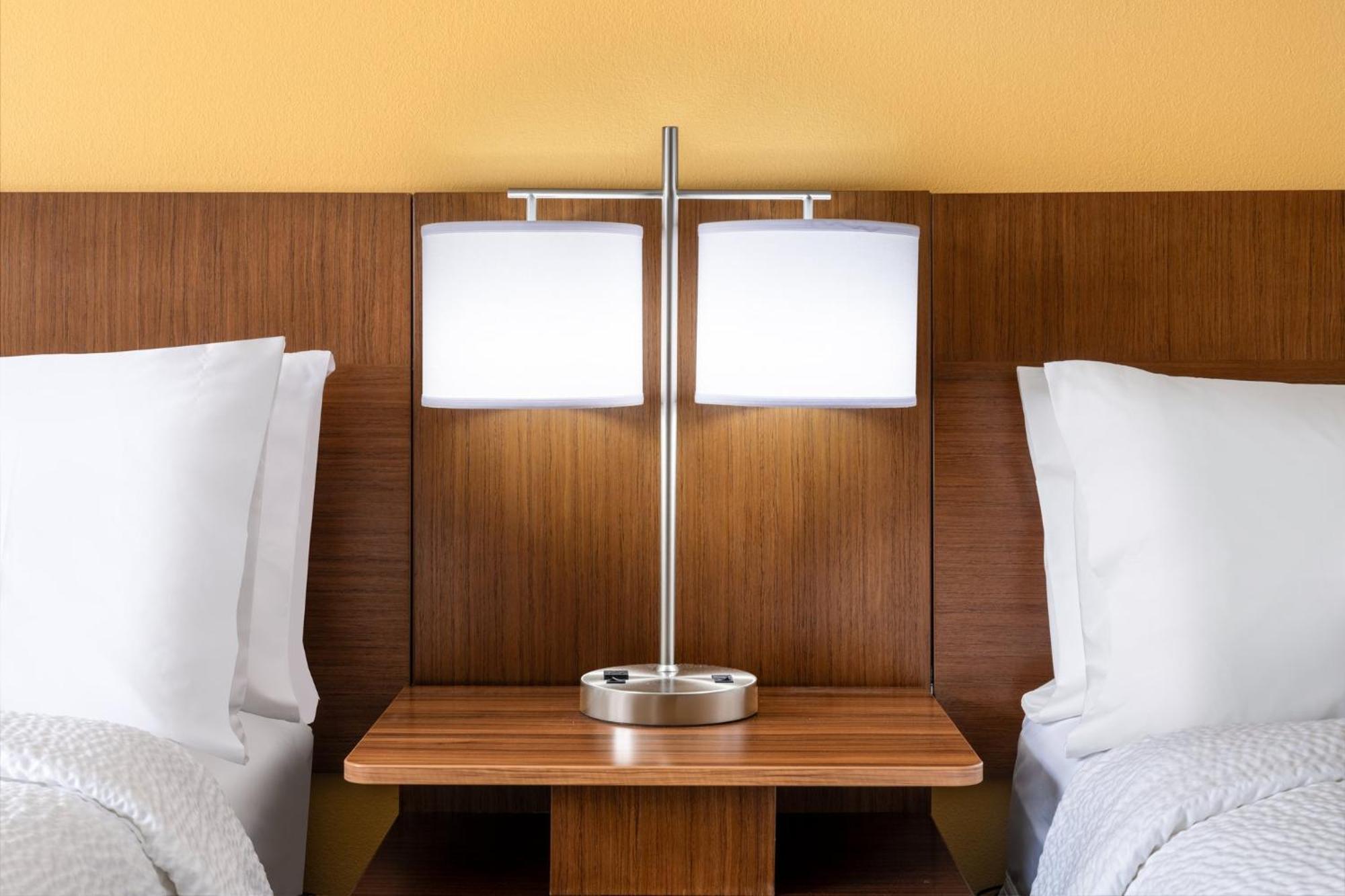 Garner Hotel Topeka West By Ihg Luaran gambar